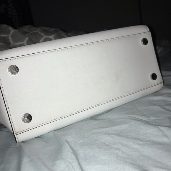 ❌❌❌SOLD❌❌❌. White Michael Kors - Picture 6 of 8